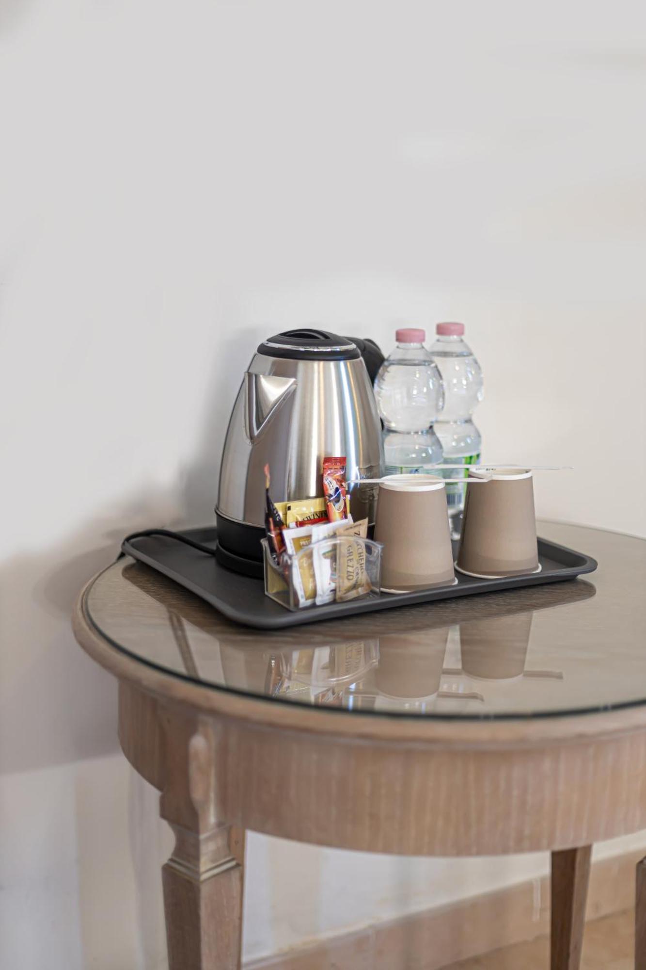 נוברה Hotel Tornielli 9 By Lvg Hotel Collection מראה חיצוני תמונה